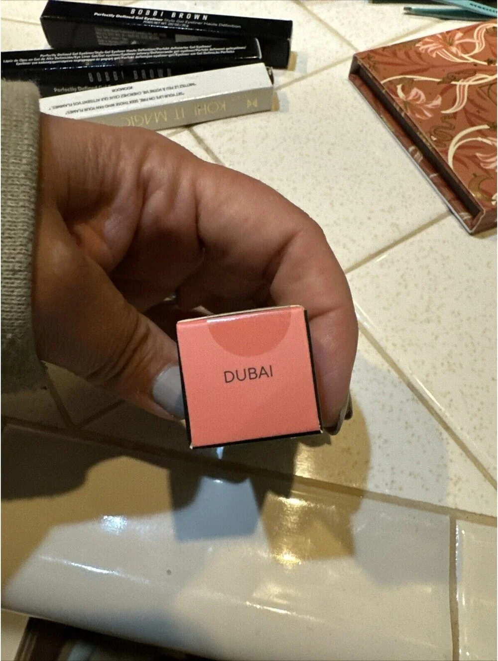 Shades By Shan Matte Lipstick in Dubai - 3.0 G / .10 Fl Oz - New in Sealed Box